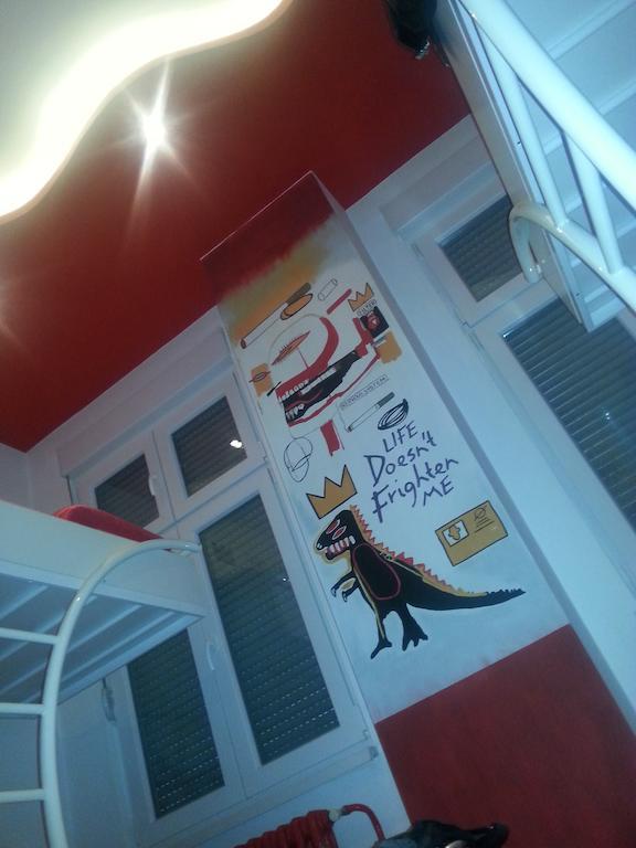 Pop Art Hostel เบลเกรด ห้อง รูปภาพ
