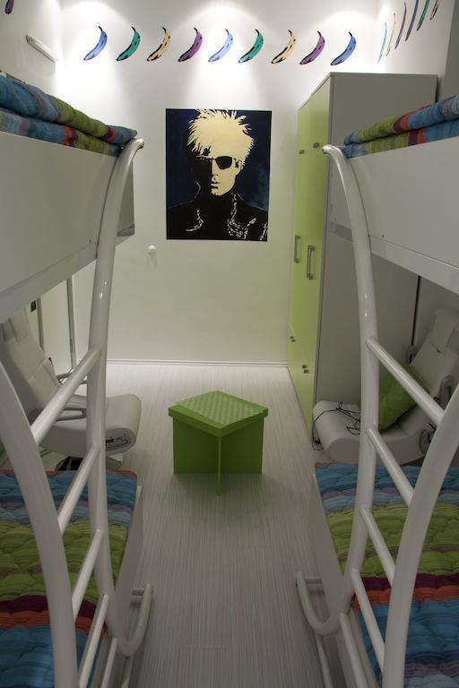 Pop Art Hostel เบลเกรด ห้อง รูปภาพ