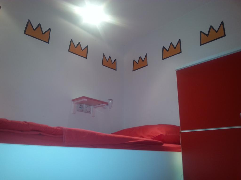 Pop Art Hostel เบลเกรด ห้อง รูปภาพ